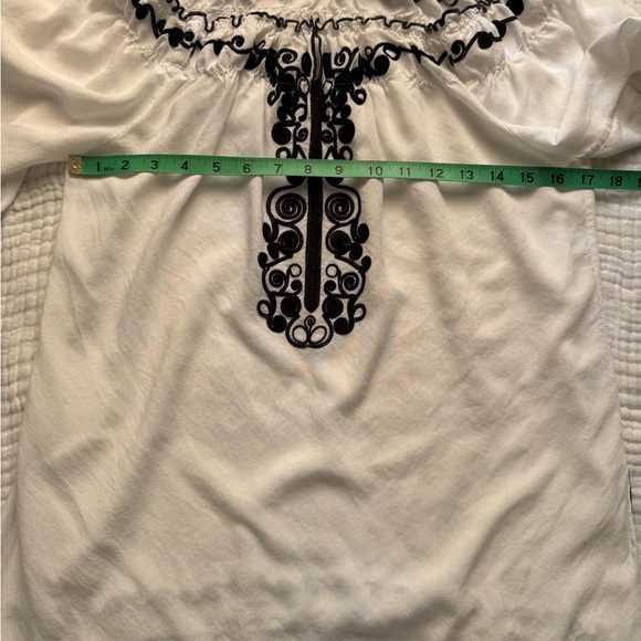 Embroidered Tunic - Picture 5 of 8